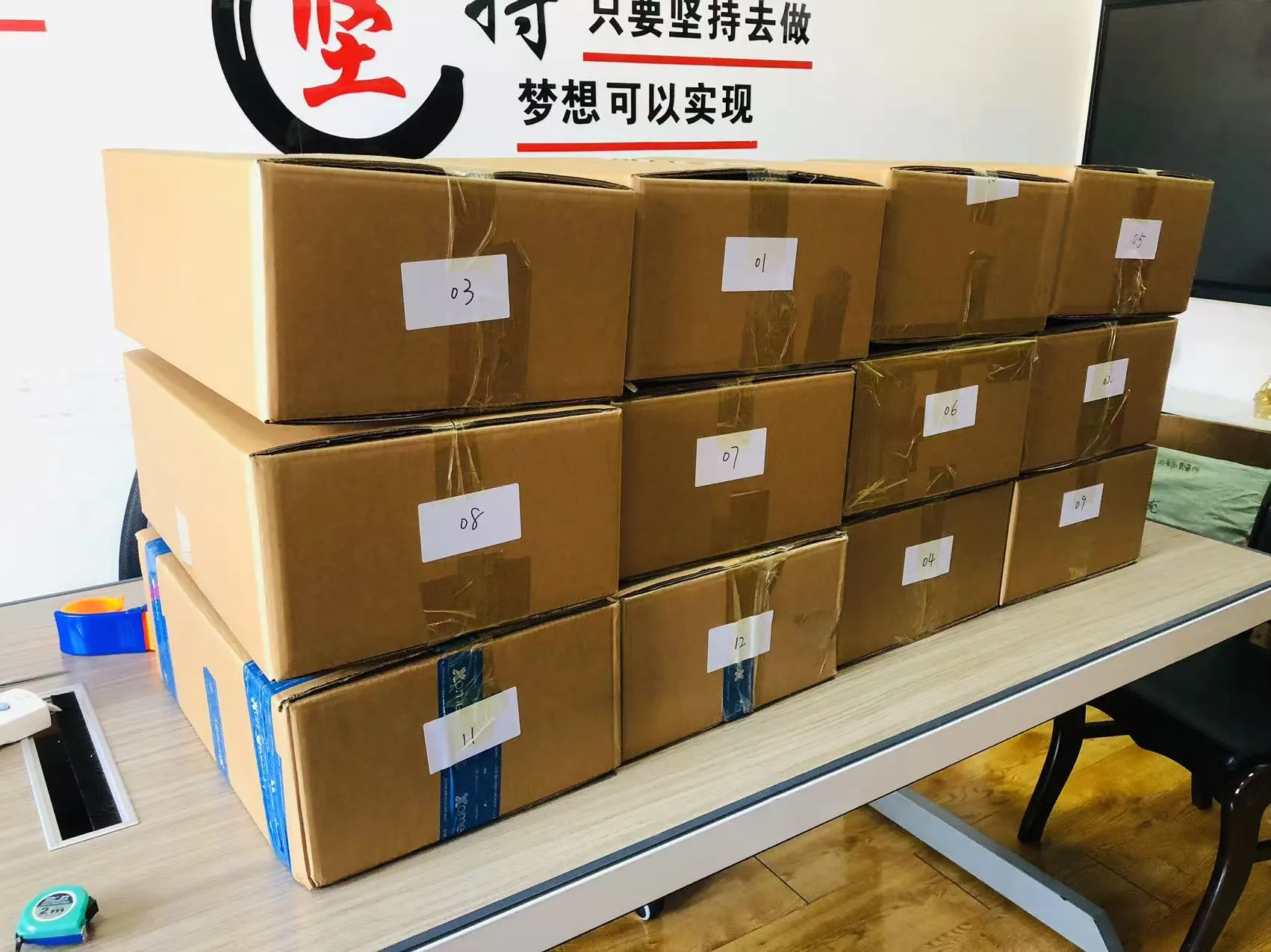 Το πακέτο JOJO προσφέρει αστραφτερή διασκέδαση στα παιδιά