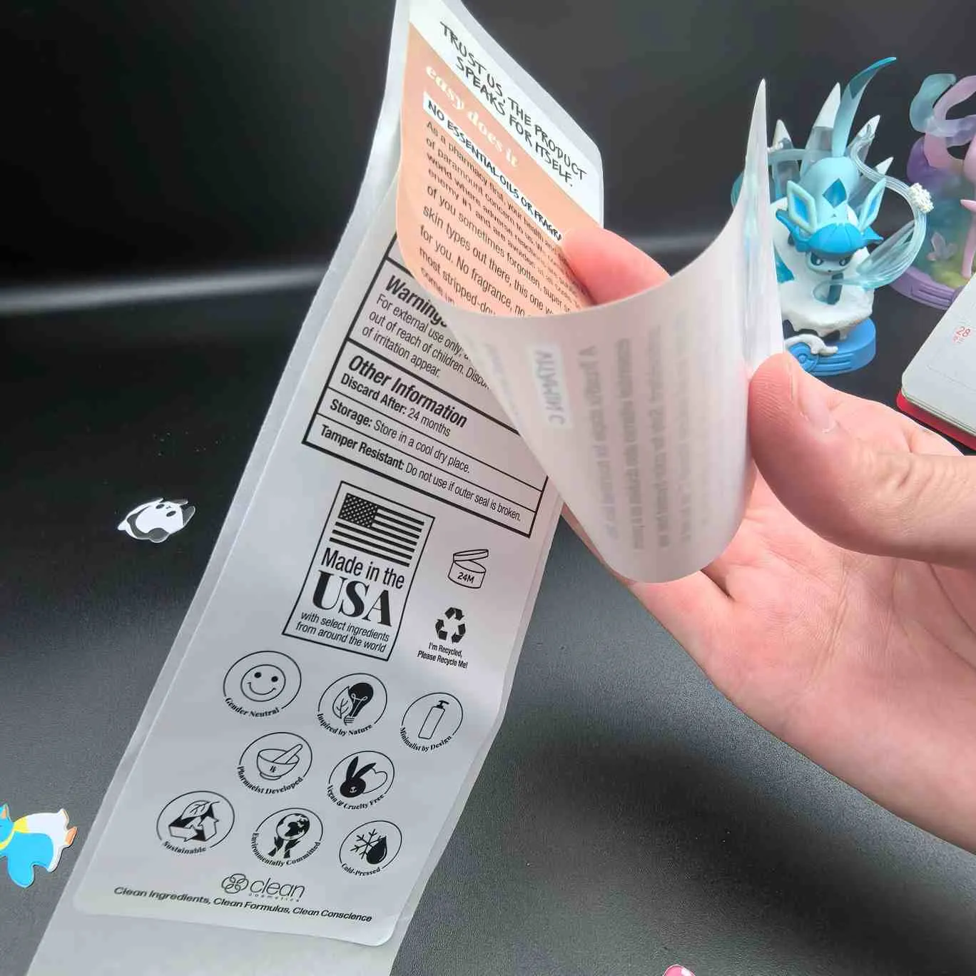 Πολυστρωματικές ετικέτες καλλυντικών